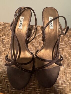 Alfani Brown Strappy Slingback Heels with Metallic Insole